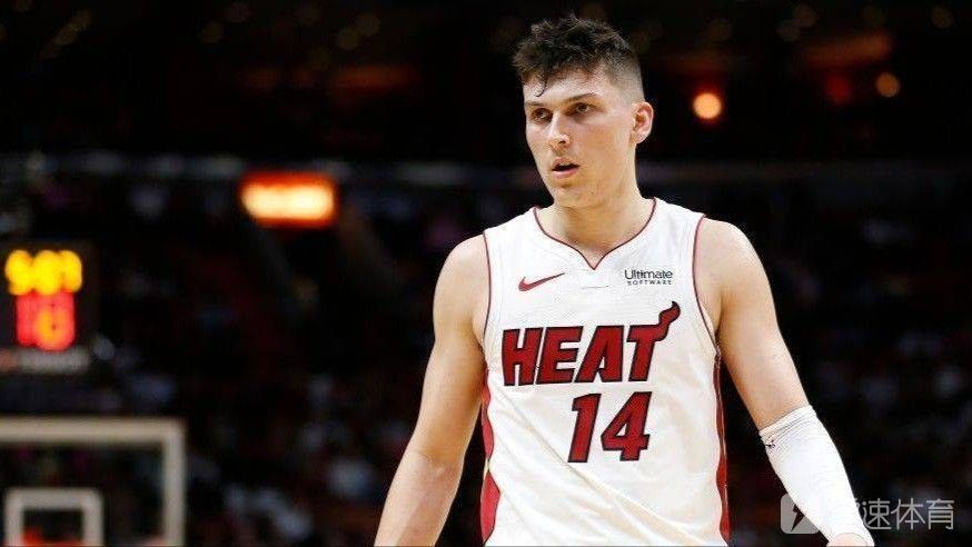 🏀NBA战报：布克21分，阿德巴约25+12+8，热火以121-111太阳